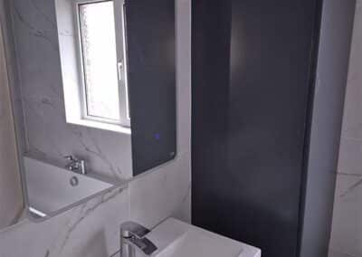 Stunning Marble Effect Bathroom with Grey & White Finishings